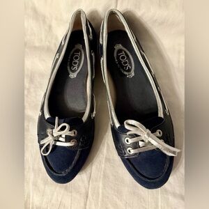 Tod's Navy Blue Almond Toe Women's Flat Loafer Shoes Size 38 US 7 to 7 1/2